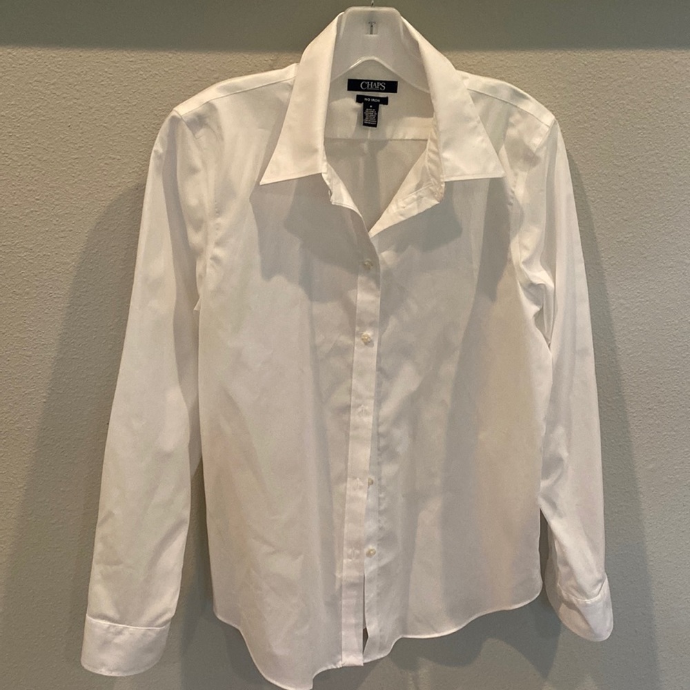 Woman’s Chaps long sleeve shirt